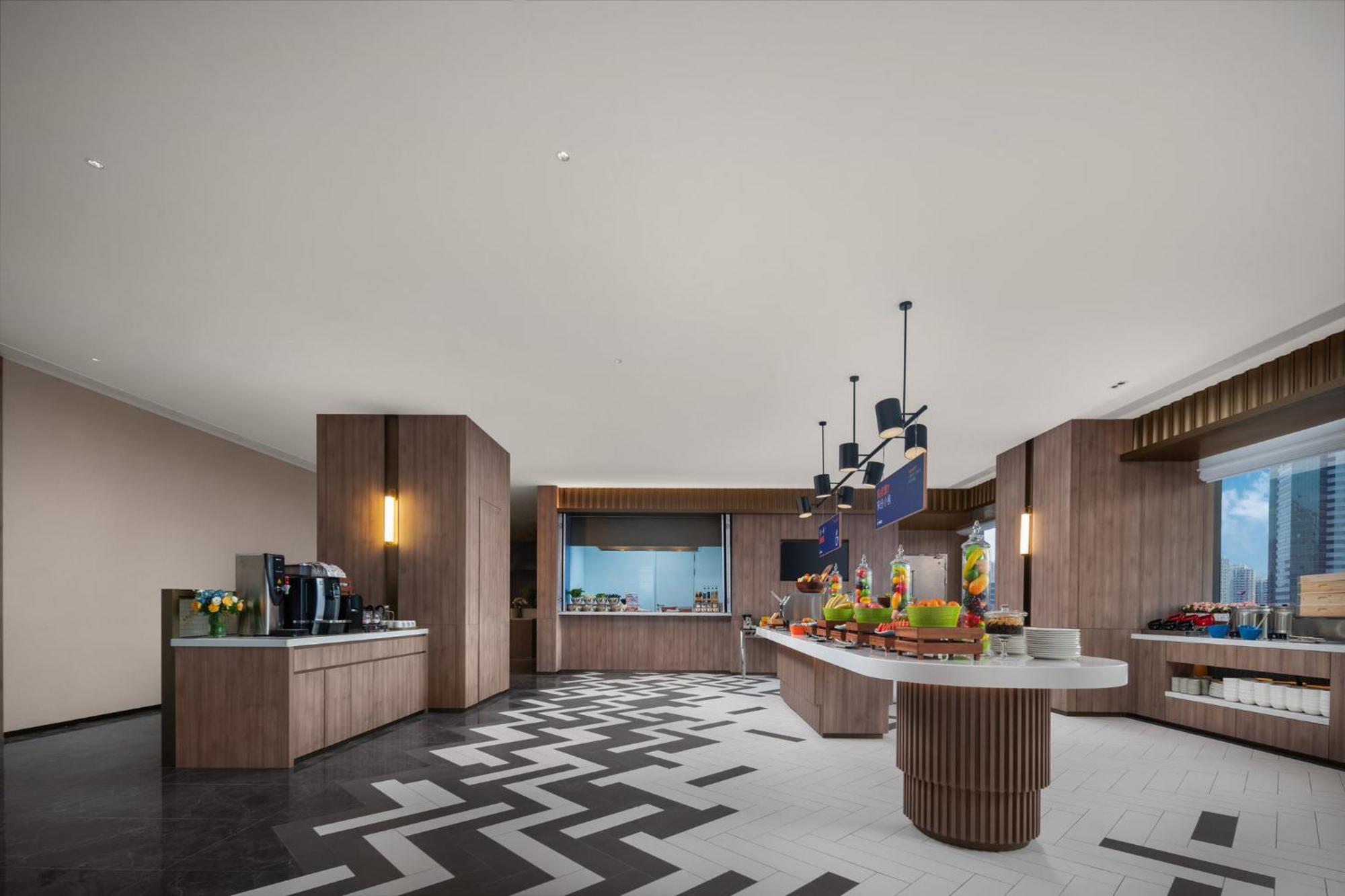 Holiday Inn Express Shenzhen Futian Center By Ihg Exterior photo